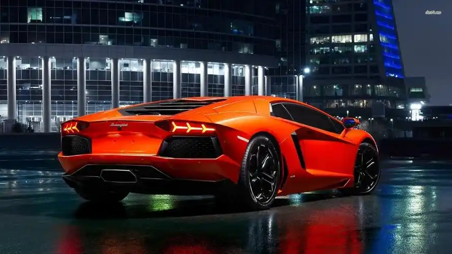 兰博基尼时尚经典壁纸_超霸气外形兰博基尼