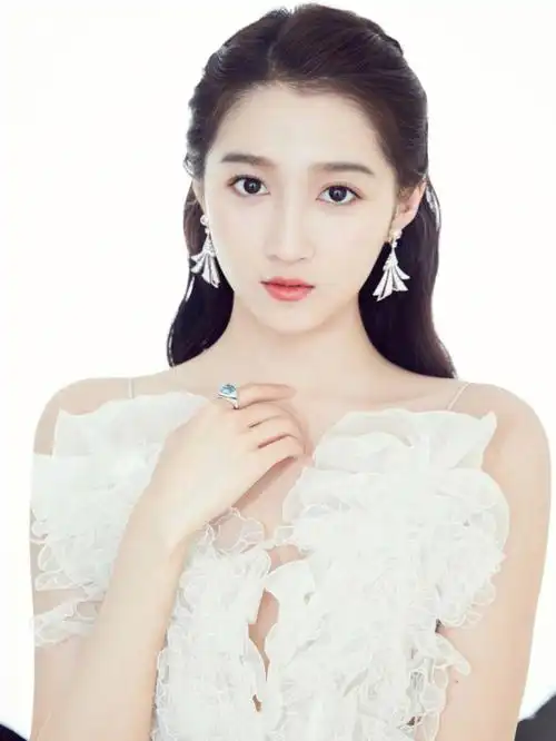 有谁和我喜欢关晓彤呢