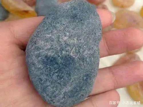 风靡市场的马丽散琥珀,到底是什么东西