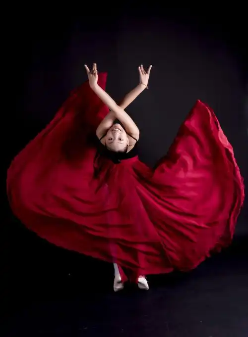 练舞蹈的孩子气质好