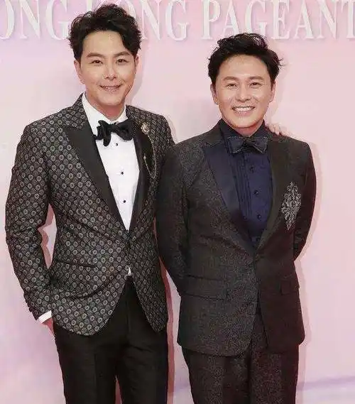 原创郑伊健变胖了吗网友说这个网红像阿杜这个男星加入你更认不清