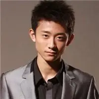 张一山头像高清图片大全_名人张一山真人头像大图下载【点击鼠标右键