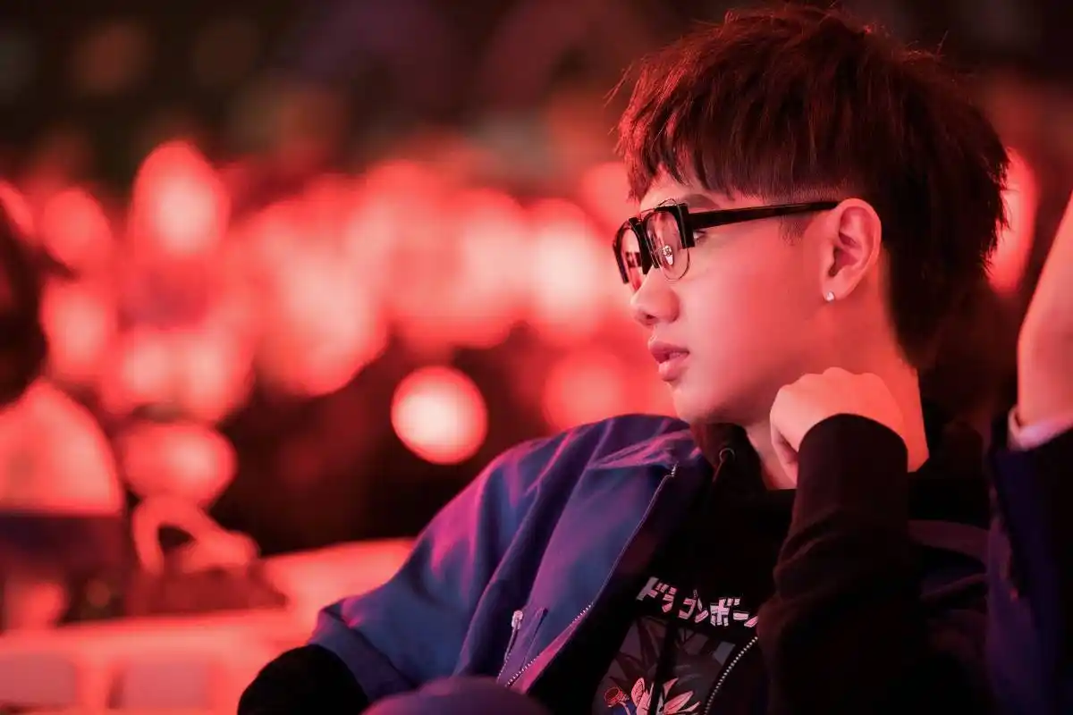 如何评价汪苏泷的《他的爱》?