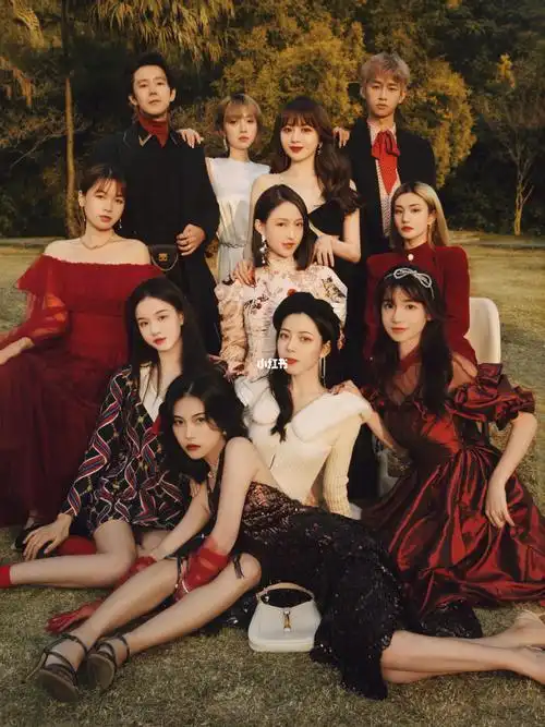 新年多人合照可以这样拍复古感满满的