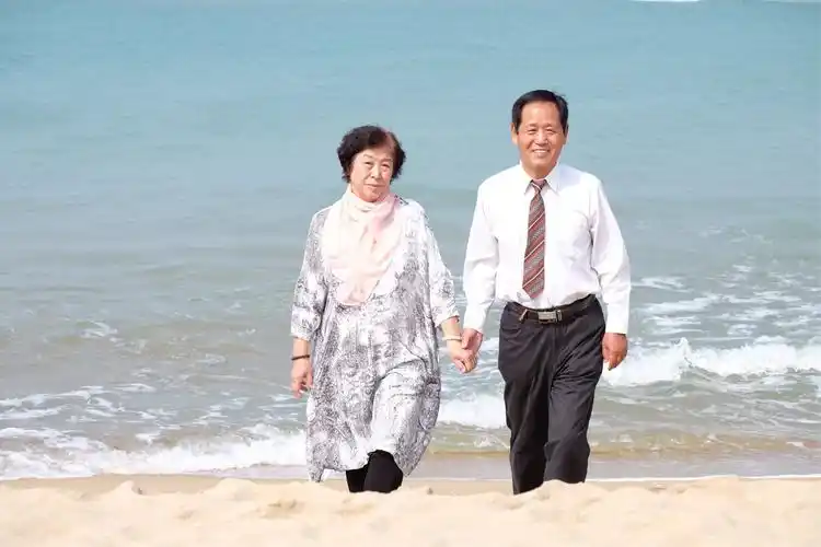 有一种爱叫做女儿拍爸爸妈妈