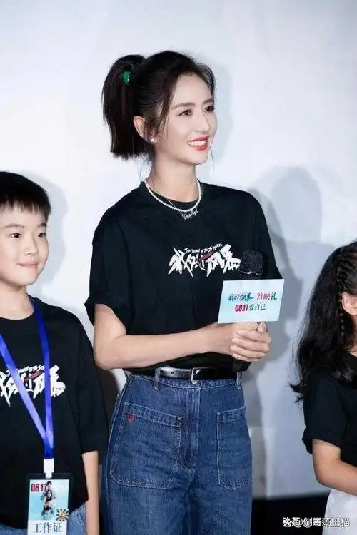 陈思诚看佟丽娅电影哭了!激动发表4分钟感言,赞前妻演技应拿奖