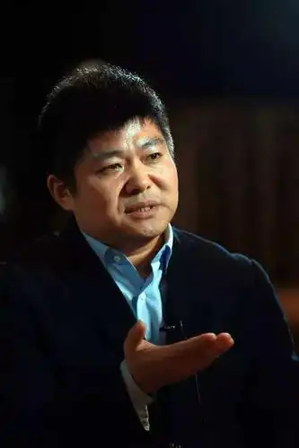 于钟华中央电视台百家讲坛书法频道主持人