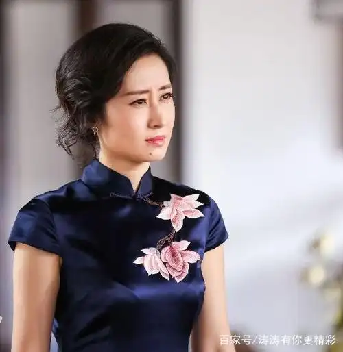 第四位:刘敏涛刘敏涛,1976年1月出生于中国山东省烟台市,著名内地女