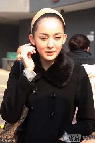 2011年,一张"北影最美考生"的照片走红网络,此美女就是古力娜扎,当时