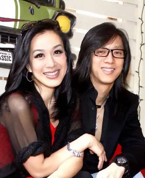 钟丽缇再婚,比张伦硕小12岁,从演员到巨星的华丽逆袭!_婚姻_事业_背景