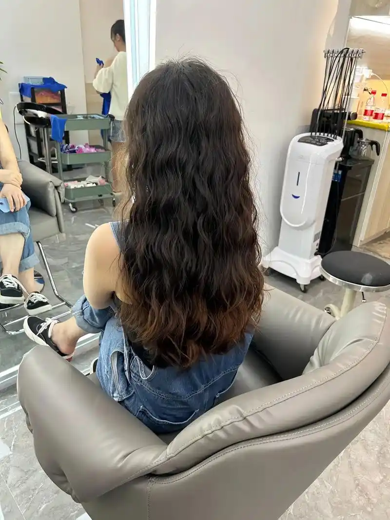 法式羊毛卷显发量.法式慵懒蛋卷头96慵懒法式烫发可甜美可森 - 抖音