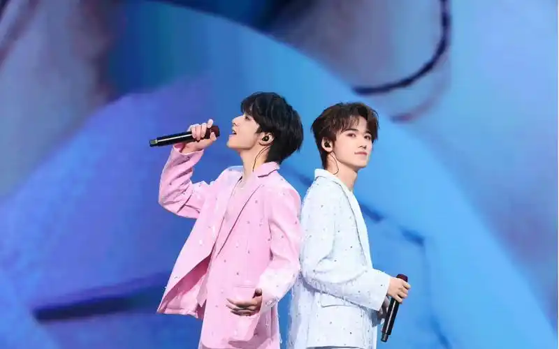 【刘耀文宋亚轩】疲惫的爱