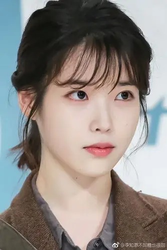 iu李知恩