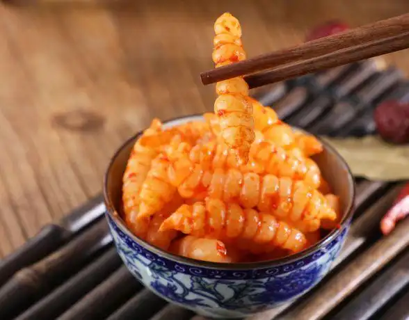 最简单的使用方法就是把它用清水洗净以后,加入适量生抽香醋和食用盐