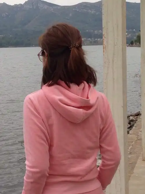 中年女人的背影,也可以是一道风景!