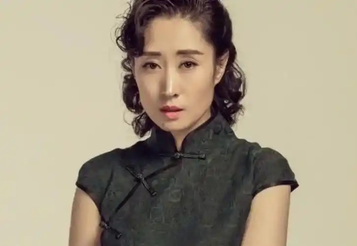 刘敏涛个人资料简介及老公照片(刘奕君的妻子刘敏涛资料)-滕韵技术