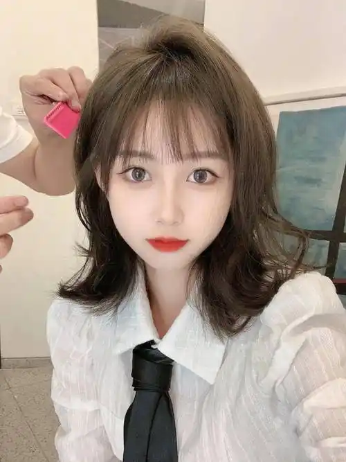 2021年最火"初恋锁骨发"_刘海