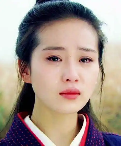 流泪的眼睛图片素材 流泪的眼睛图片绘画