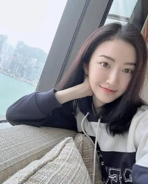 和贵人分手后娱乐圈的残酷在景甜身上表现得淋漓尽致