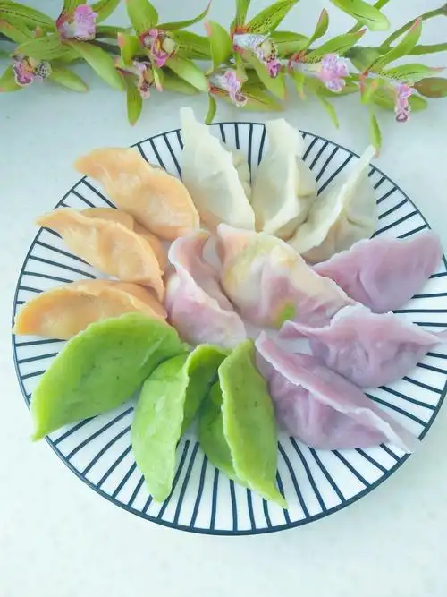 百年面道彩色什锦水饺