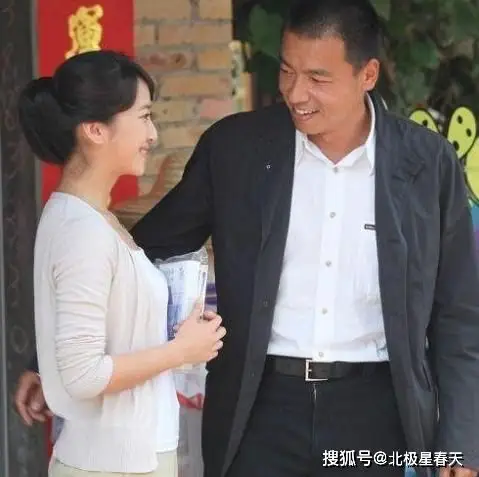 荧屏硬汉王挺从警察到演员王挺的成功离不开他的妻子