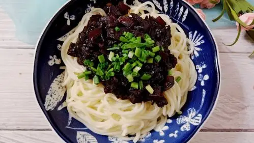 韩国黑豆酱炸酱面