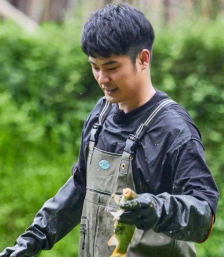 不知道,陈赫重新回《向往的生活》,到底能否重新获得观众的喜欢呢?