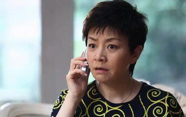 1997年宋丹丹不忠诚3天后,致电英达:我有外遇了,咱们分手吧_因为_巴图