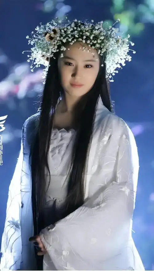 刘亦菲的衣服土得掉渣看完这组照片你就会改变看法