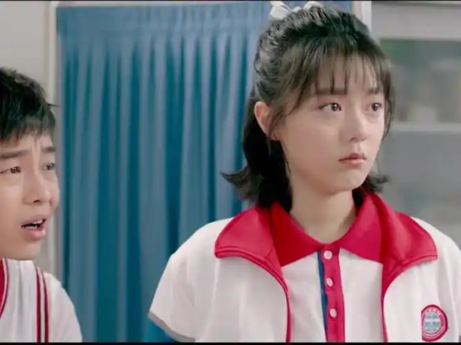 张子枫和赵今麦总是演闺蜜