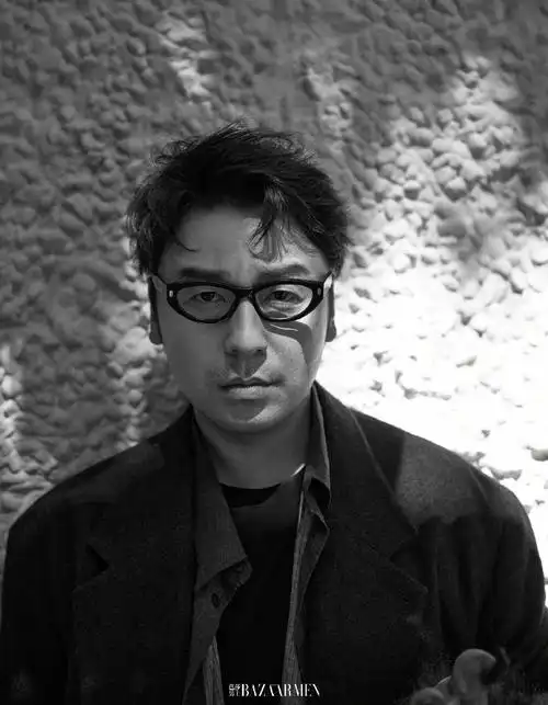 雷佳音芭莎男士金九封面 儒雅绅士大片