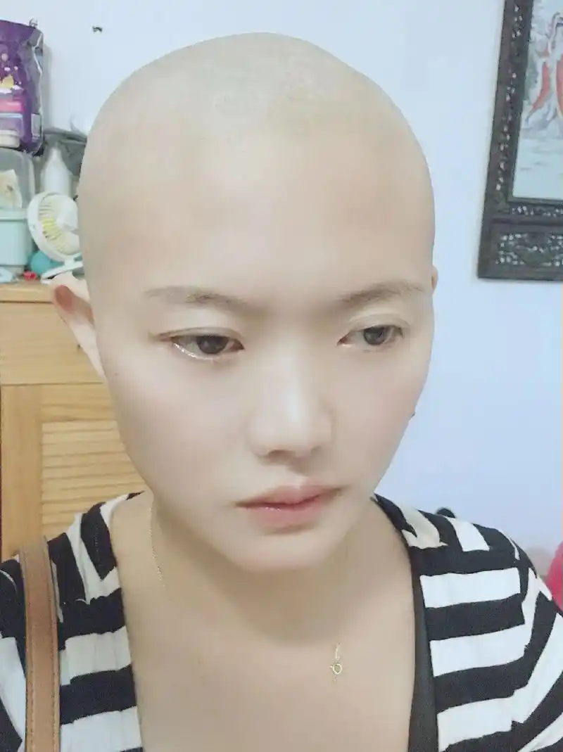 #长发女孩 #剃光头#上热门 #捌貮肆参貮零#挑战突破自我 - 抖音