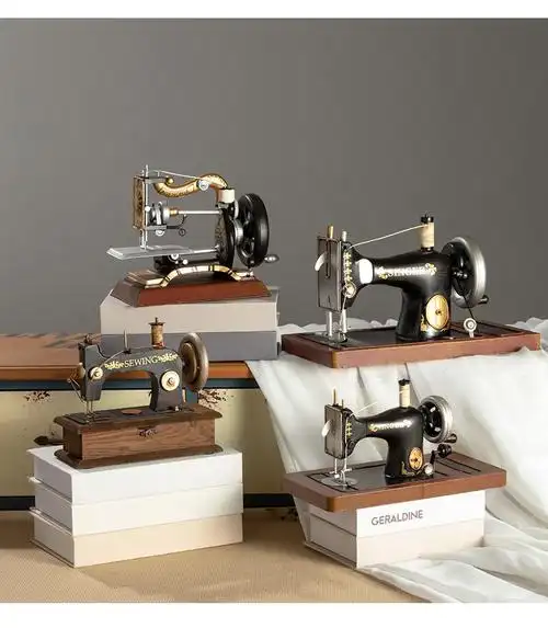 恒姿hengzi22年新款高品质复古家居手工仿古缝纫机铁艺铁皮模型服装店