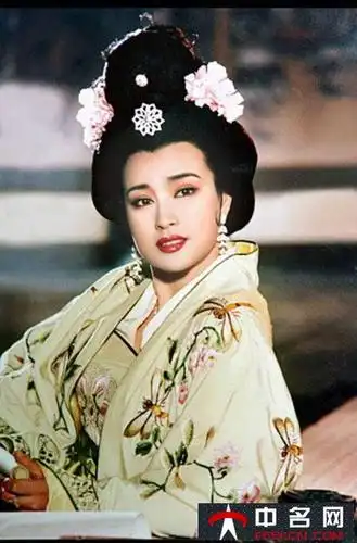 中国娱乐圈最脏的女明星她们都被谁睡过