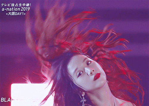 金智秀 jisoo 动图 cr.aeonianluck