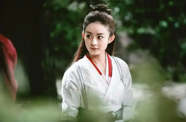 赵丽颖新剧播出后宣传文案错字频发遭群嘲粉丝称应多关注演技