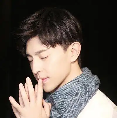 邓伦偏爱的短发发型都在这里