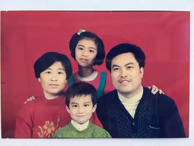 新的一年来张全家福