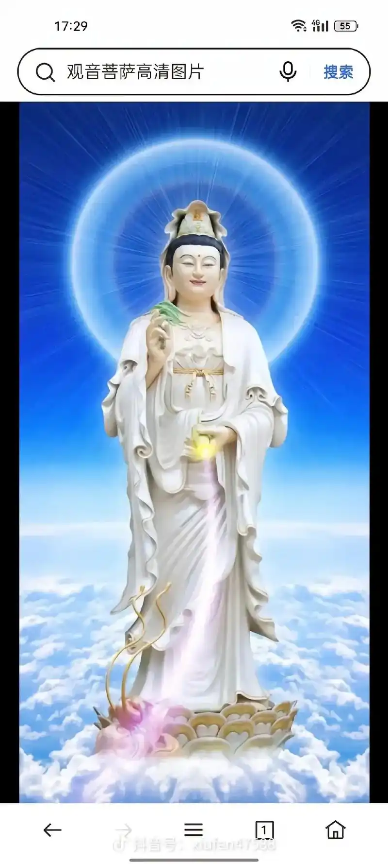 大海承载着弥陀的慈悲,苍穹烁闪着菩萨的智慧,香烟伴随幽远的梵 - 抖