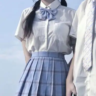 半身制服情头高清一对两张的制服情侣头像双人图片