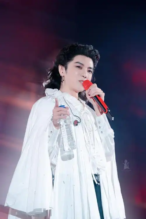 2021华晨宇火星演唱会