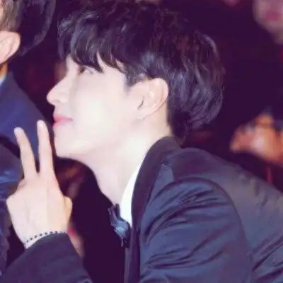 张艺兴头像2020高清帅气 张艺兴侧脸最新最帅照片