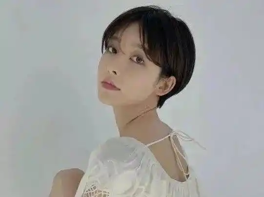 清爽有型的超短发发型推荐时尚干练又显气质