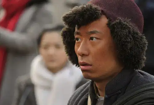 演员许松霆《燃烧》中饰演王二