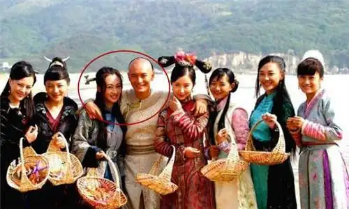 【图】《鹿鼎记》李菲儿饰演曾柔剧照霸气 与黄晓明因戏生情