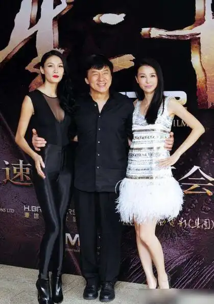 张蓝心拍戏受伤,伤口3厘米左右,为了新戏拒绝缝针|成龙|娱乐圈_网易