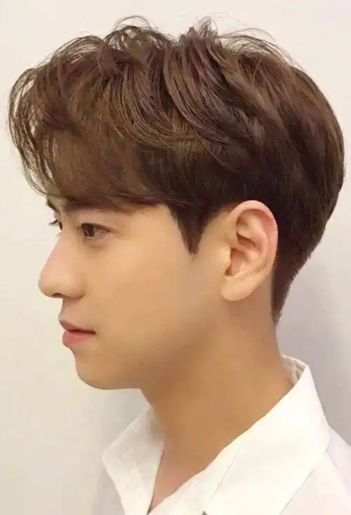 脸大男生烫什么发型好看