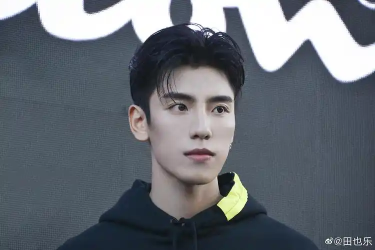 王子异就是好看呀