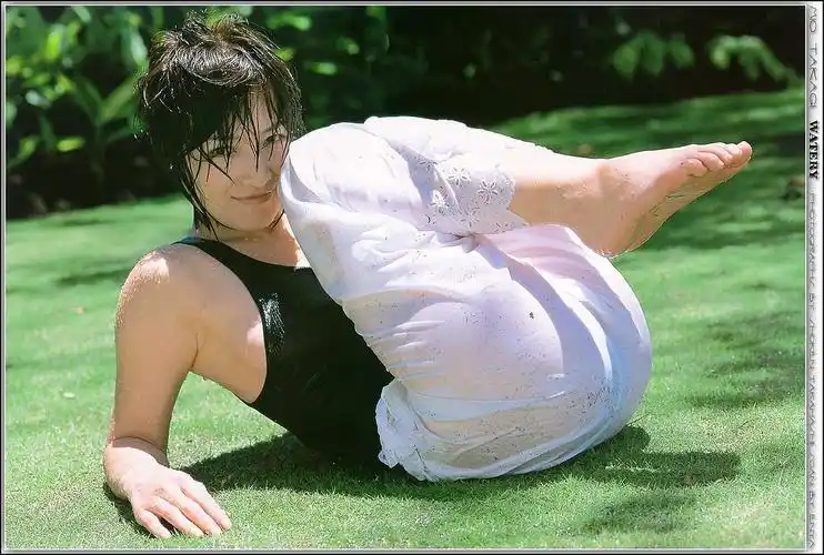 沉默的猿的相册-高树澪