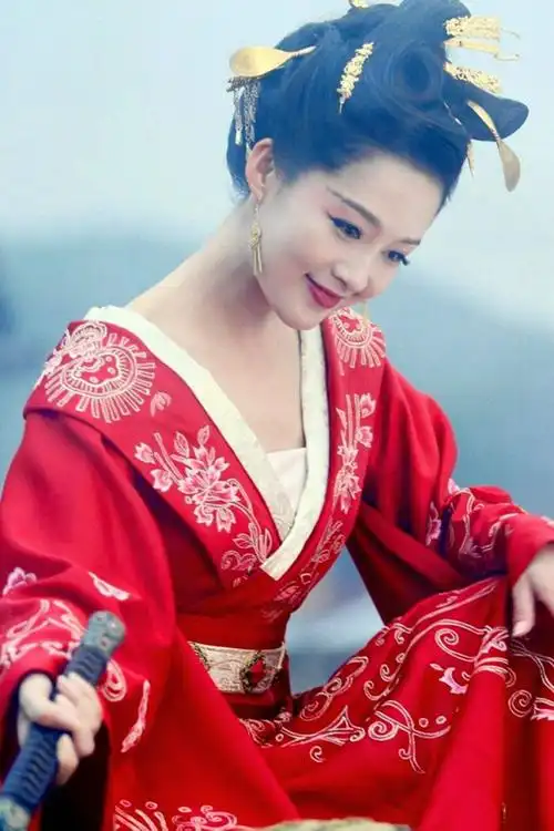 李沁演过的电视剧 元淳从天真烂漫到黑化太让人心疼